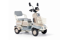 Трицикл Rutrike Квадро