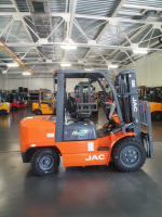 Электрический вилочный погрузчик JAC CPD 35He 80V